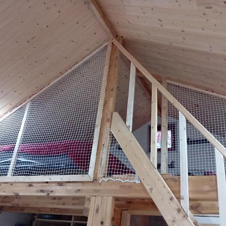 La P'Tite Maison Bois Du Herisson Menetrux-en-Joux Экстерьер фото