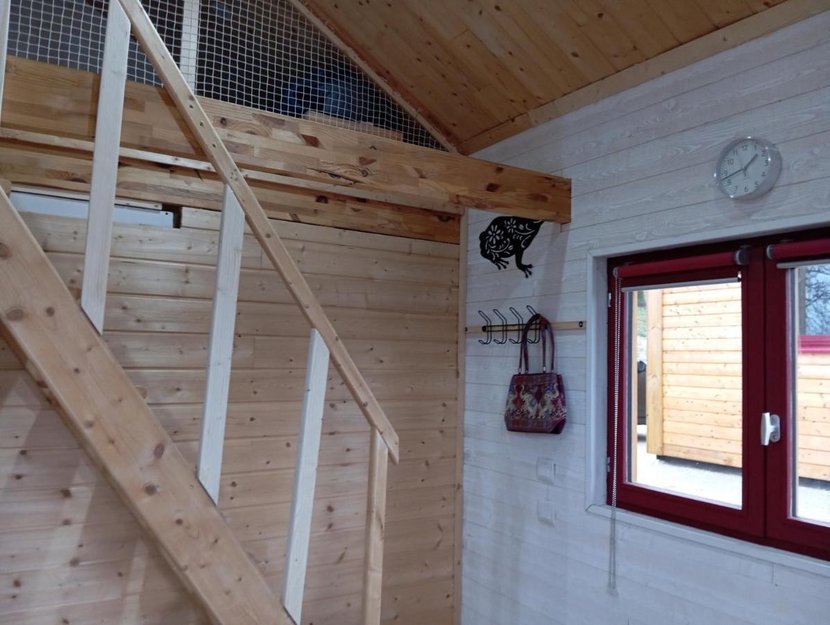 La P'Tite Maison Bois Du Herisson Menetrux-en-Joux Экстерьер фото